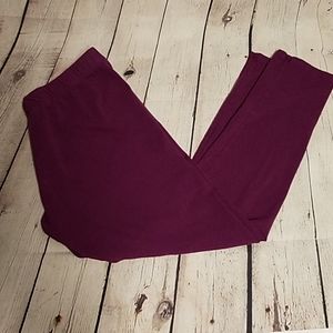EUC  No Boundaries Plum Leggings